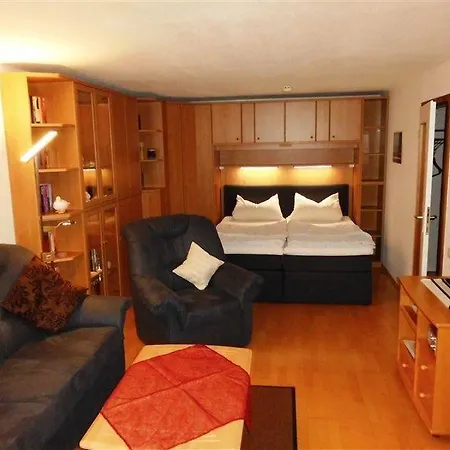 Ferienwohnung-g-9-6-0g0906 דירה